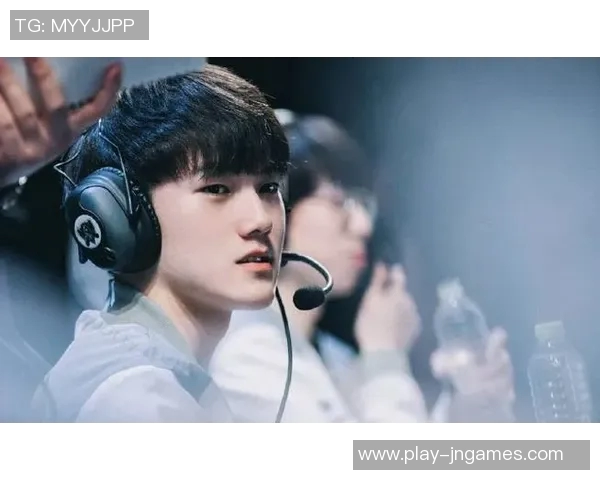 S15电竞赛后复盘WE与RNG的状态分析与未来展望